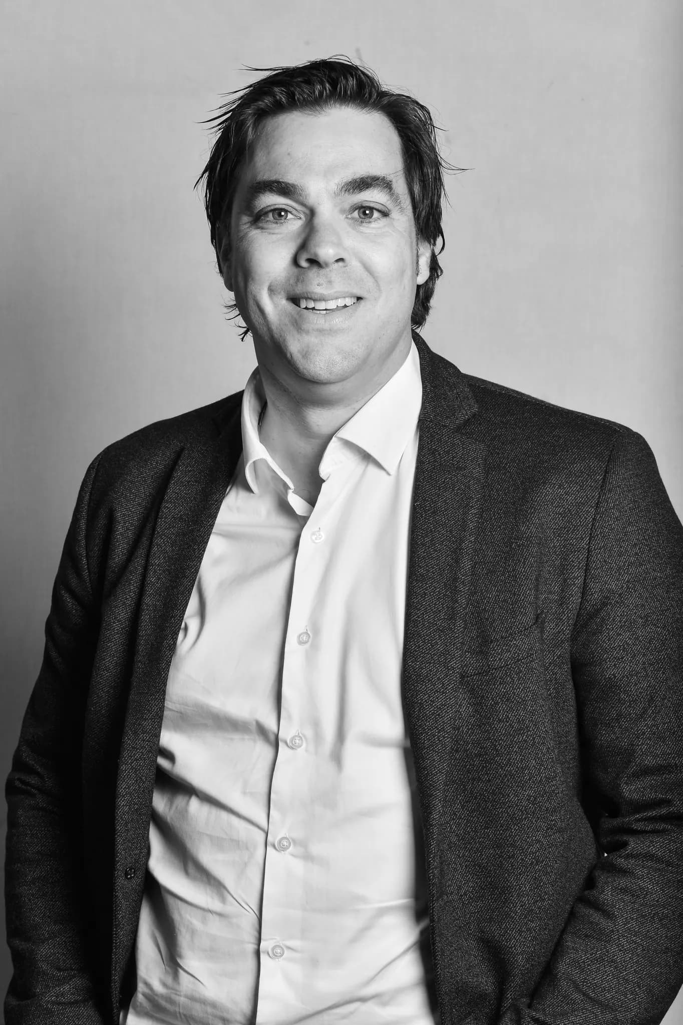 Portrait noir et blanc de Julien Gay, Associé · Co-fondateur chez VERTIGE