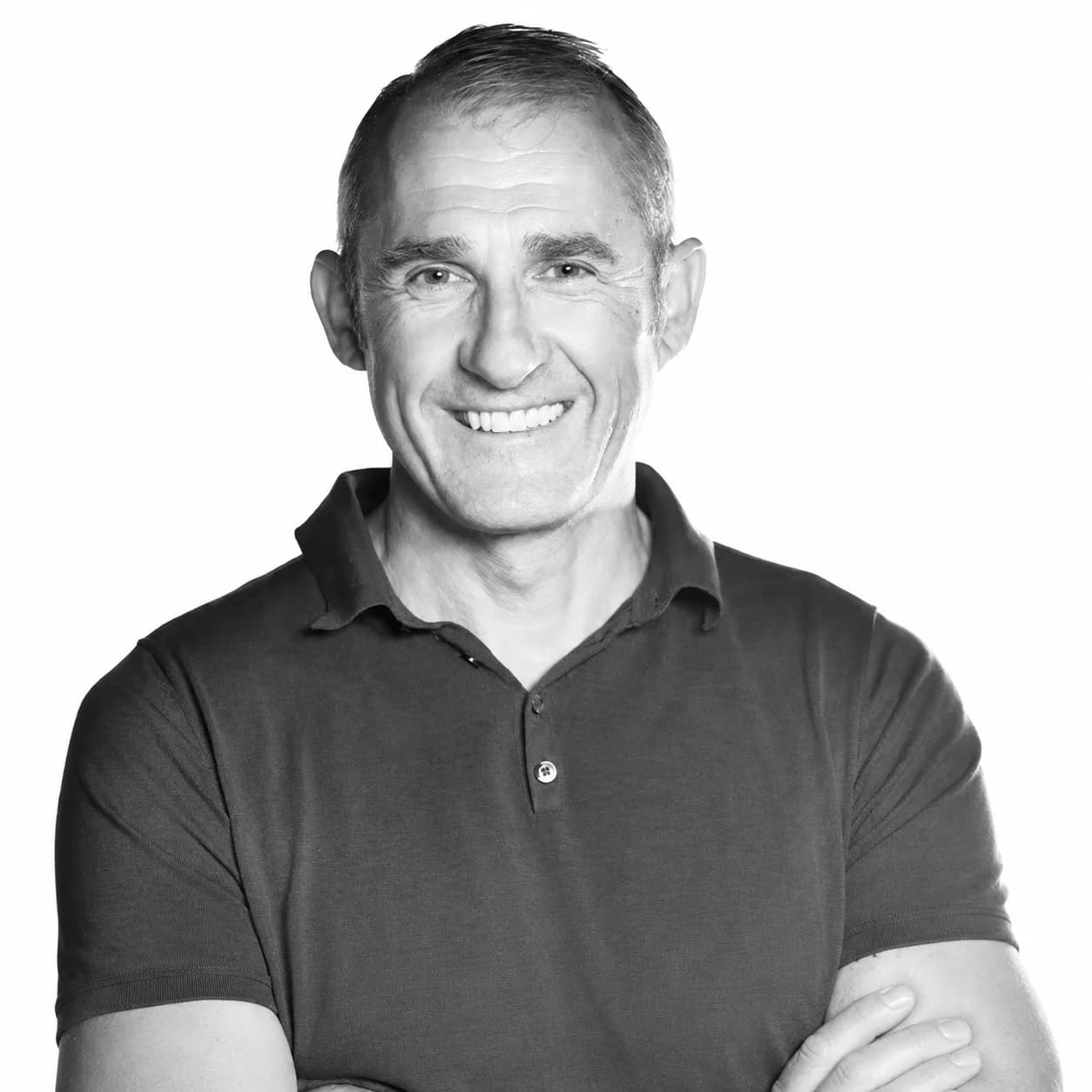 Portrait noir et blanc de Alain Brussin, Associé & Directeur Travaux chez VERTIGE